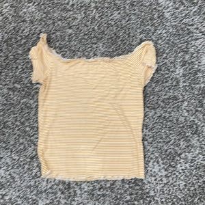 yellow noodlesleeve White stripe shoulder show top